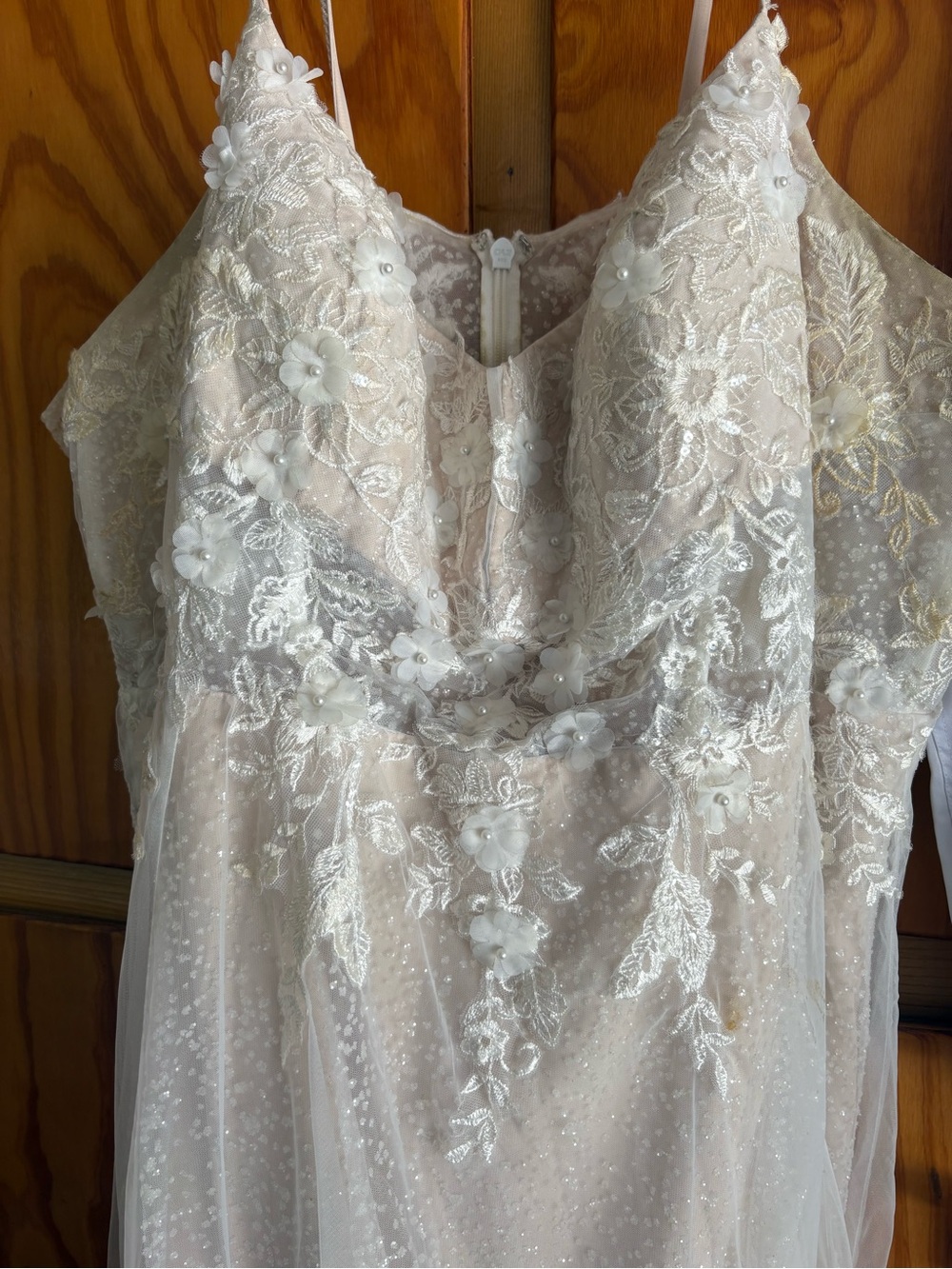 Azazie Ivory Lace Appliqué Spaghetti Strap Wedding Dress